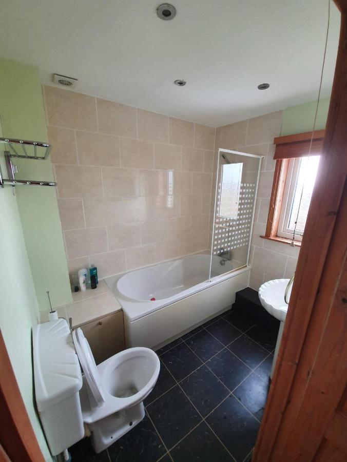 Taigh Nam Piobaireach Apartment Balivanich Luaran gambar